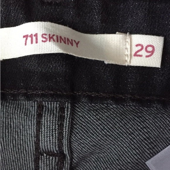Levi’s 711 Skinny Ankle Jeans - Picture 7 of 10